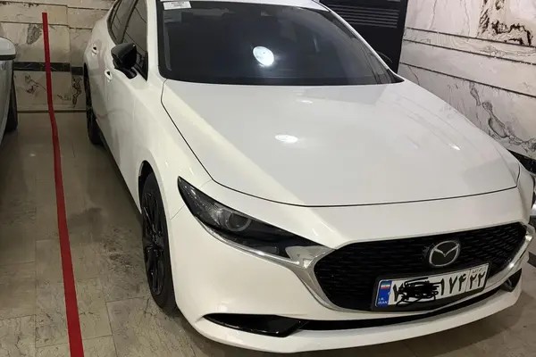 مزدا، 3 وارداتی