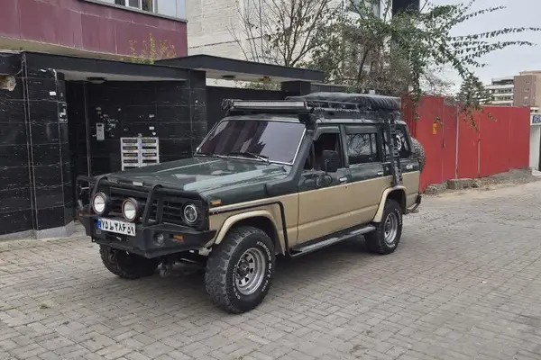 نیسان، پاترول چهار در
