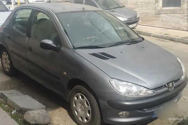 پژو، 206