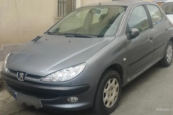 پژو، 206