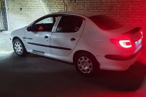 پژو، 206 SD