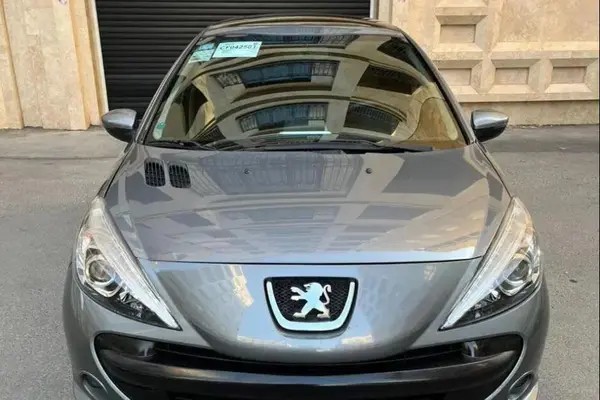پژو، 207