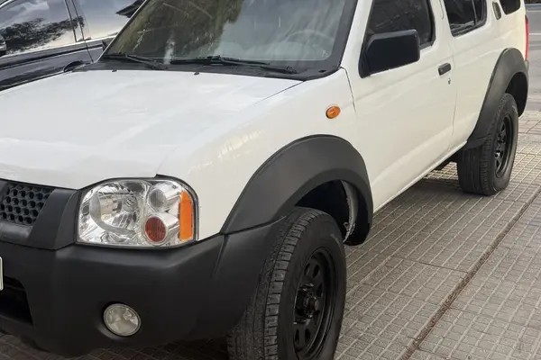 نیسان، رونیز