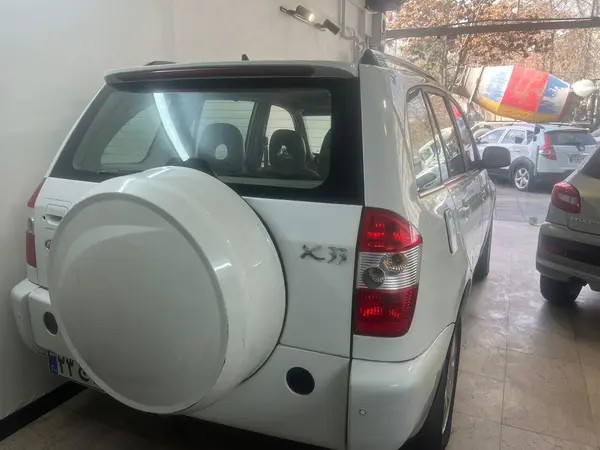 ام وی ام، X33