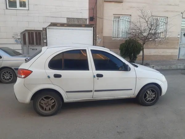 تیبا، هاچ بک
