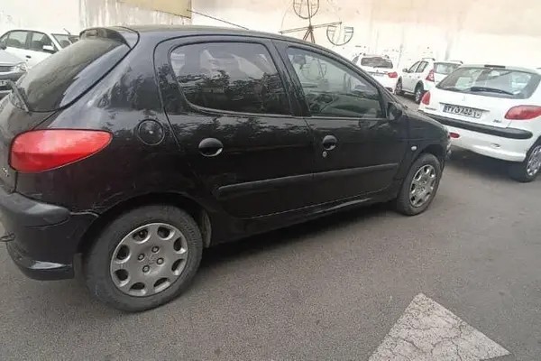 پژو، 206