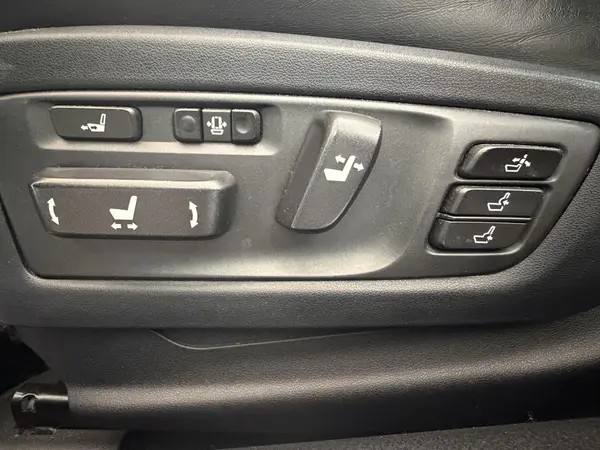 لکسوس، GS