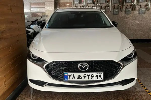 مزدا، 3 وارداتی
