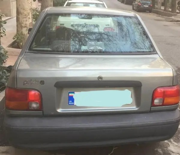 پراید، صندوق دار