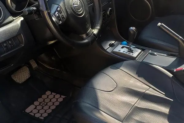 مزدا، 3 قدیم