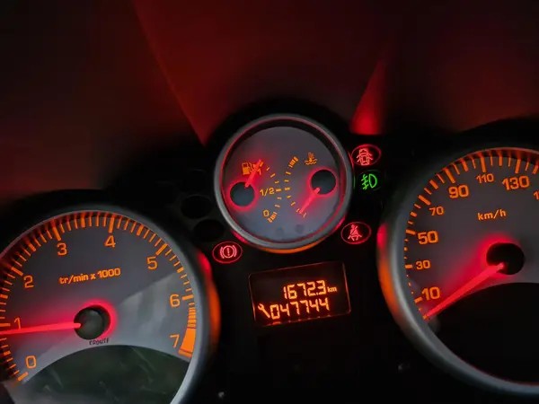 پژو، 207