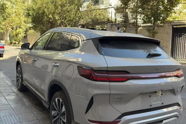 بی وای دی، سانگ پلاس DMi
