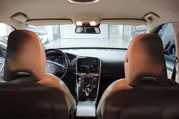 ولوو، XC60