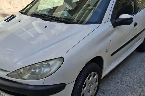 پژو، 206 SD