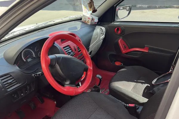 کوییک، دنده ای R