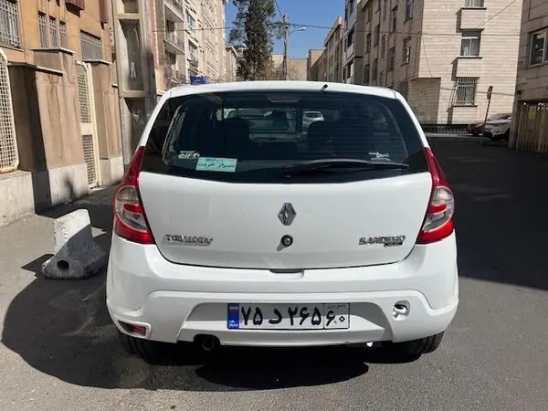رنو، ساندرو