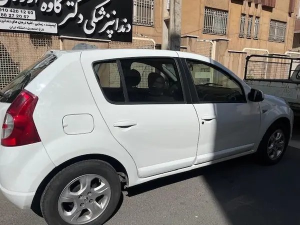رنو، ساندرو