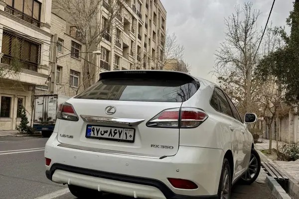لکسوس، RX
