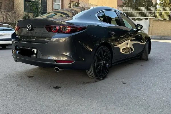 مزدا، 3 وارداتی