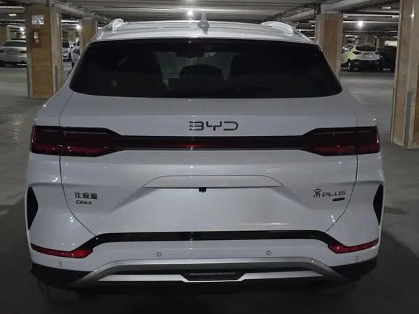بی وای دی، سانگ پلاس DMi