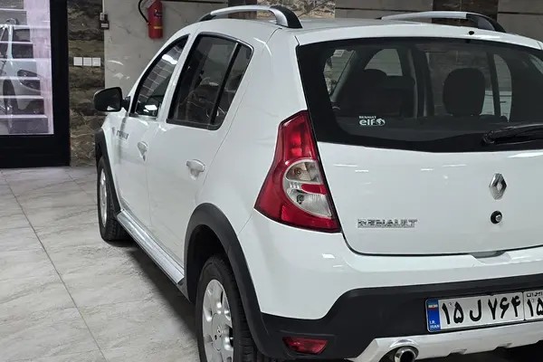 رنو، ساندرو استپ وی