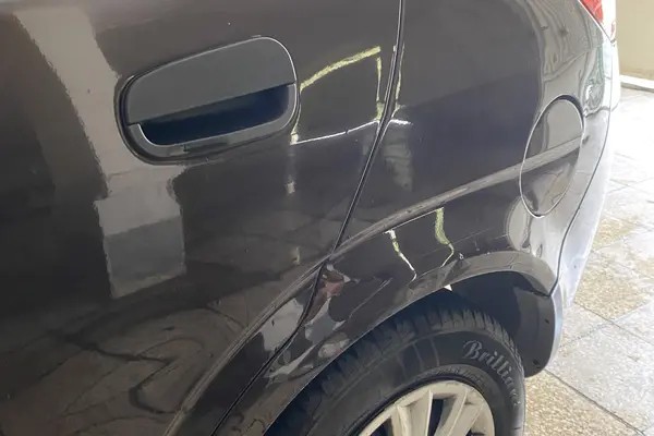 تیبا، هاچ بک