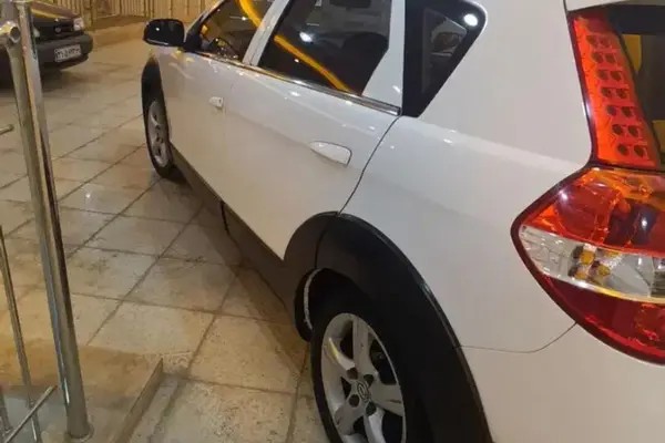 دانگ فنگ، H30 کراس