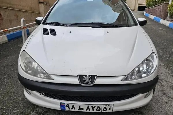 پژو، 206