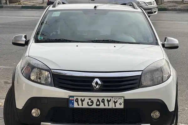 رنو، ساندرو استپ وی
