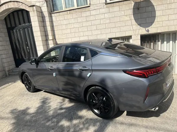 کی ام سی، J7