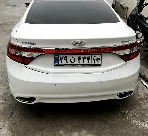هیوندای، آزرا (گرنجور)
