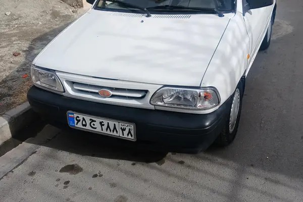 پراید، صندوق دار
