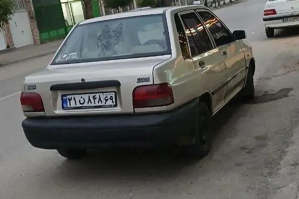 پراید، صندوق دار