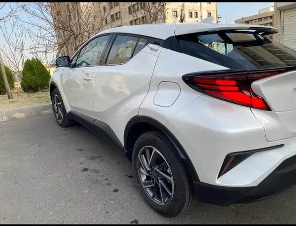 تویوتا، C-HR هیبرید