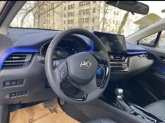 تویوتا، C-HR هیبرید