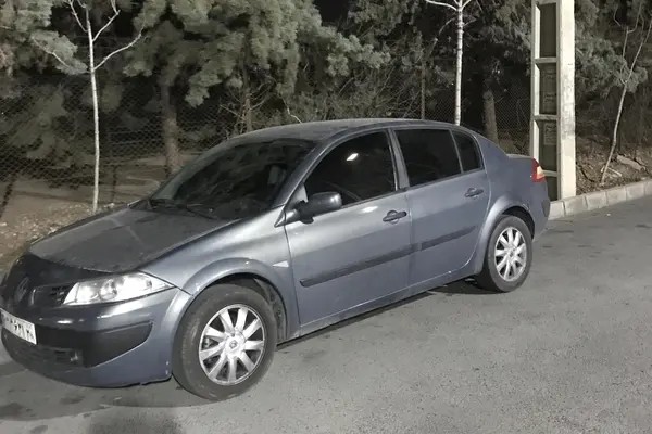 رنو، مگان (وارداتی)
