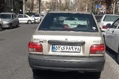 پراید، صندوق دار