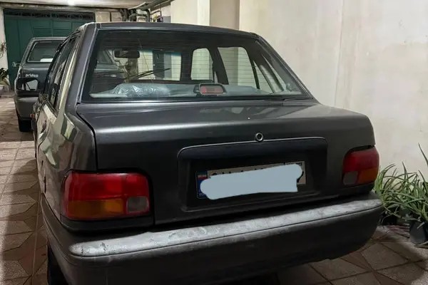 پراید، صندوق دار