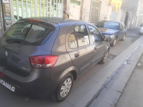 تیبا، هاچ بک