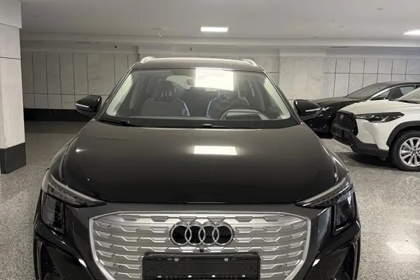 آئودی، Q5 e-tron