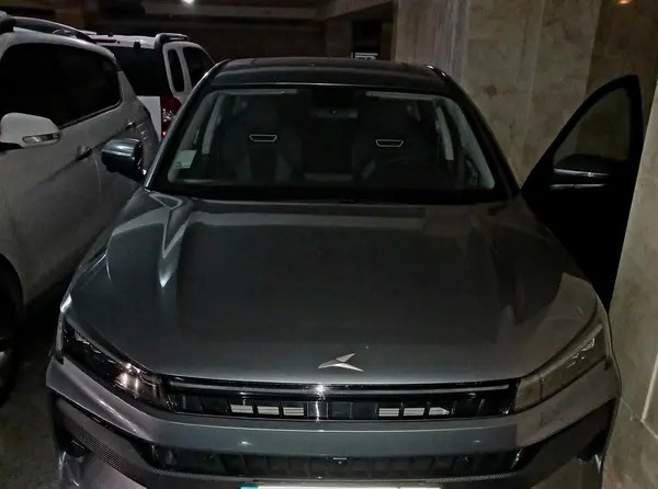 کی ام سی، J7