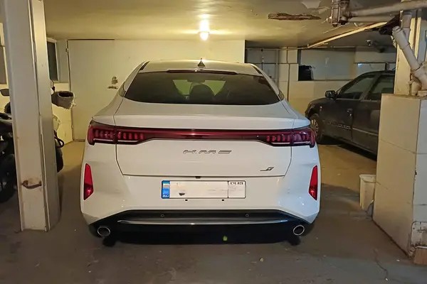 کی ام سی، J7