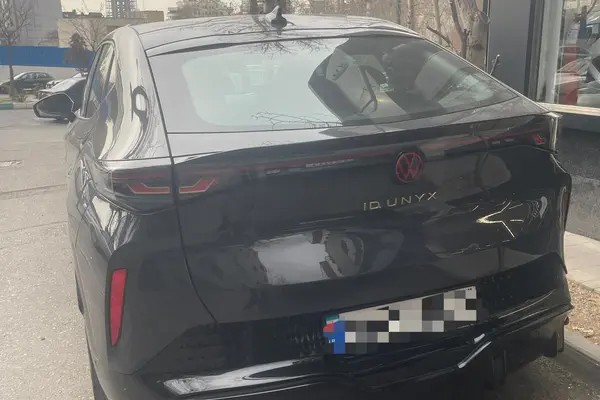 فولکس، آی دی یونیکس