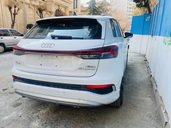 آئودی، Q4 e-tron