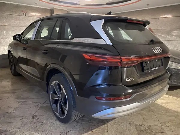 آئودی، Q5 e-tron