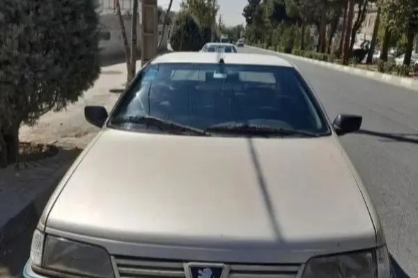 پژو، 405