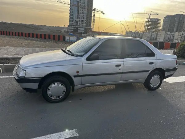 پژو، 405