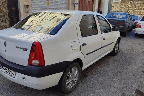 رنو، تندر 90