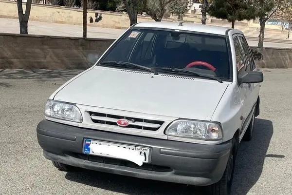 پراید، صندوق دار