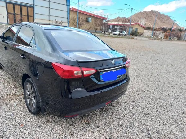 ام جی، 360